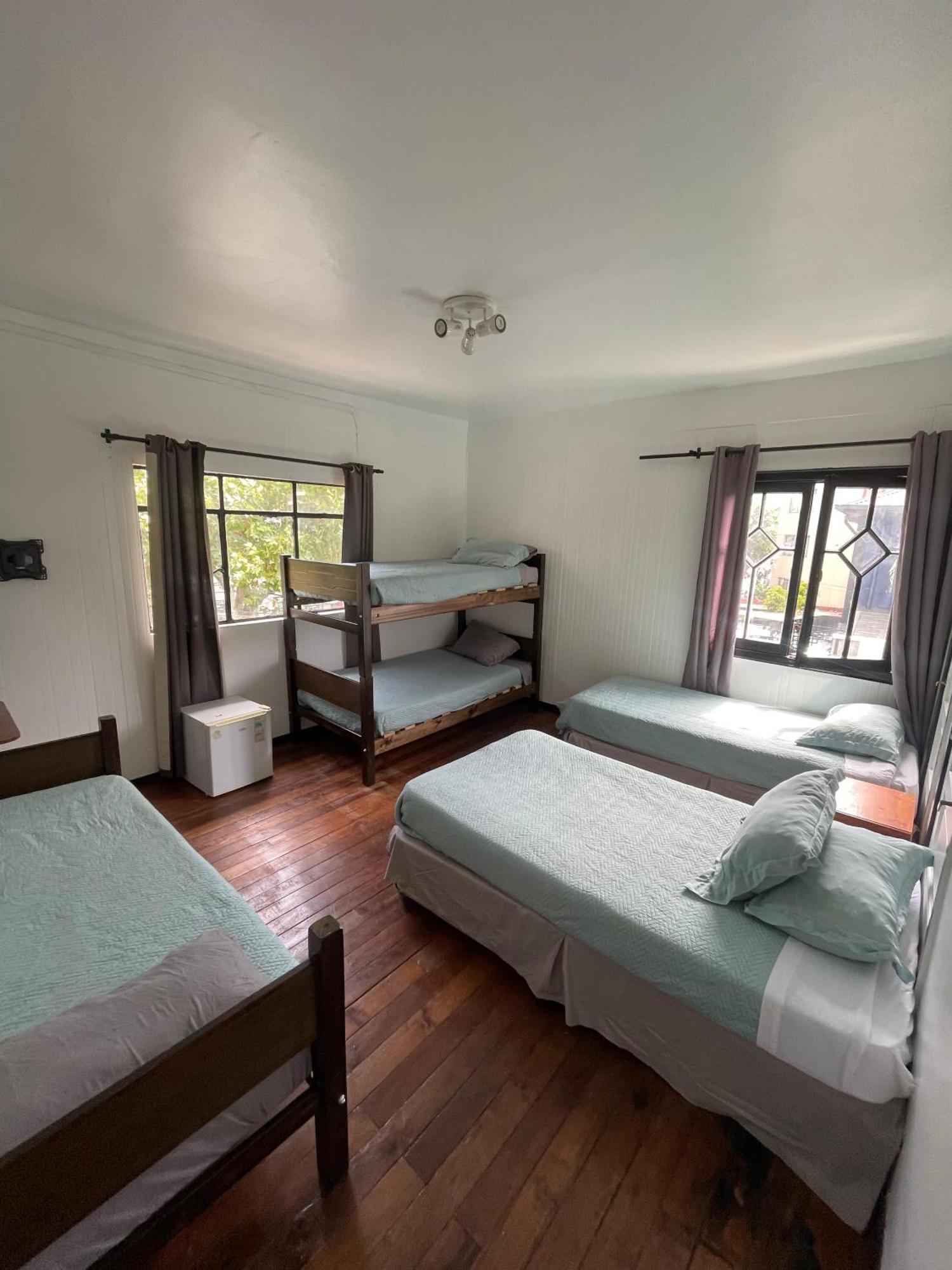 Hostal Valle Norte فينيا ديل مار المظهر الخارجي الصورة